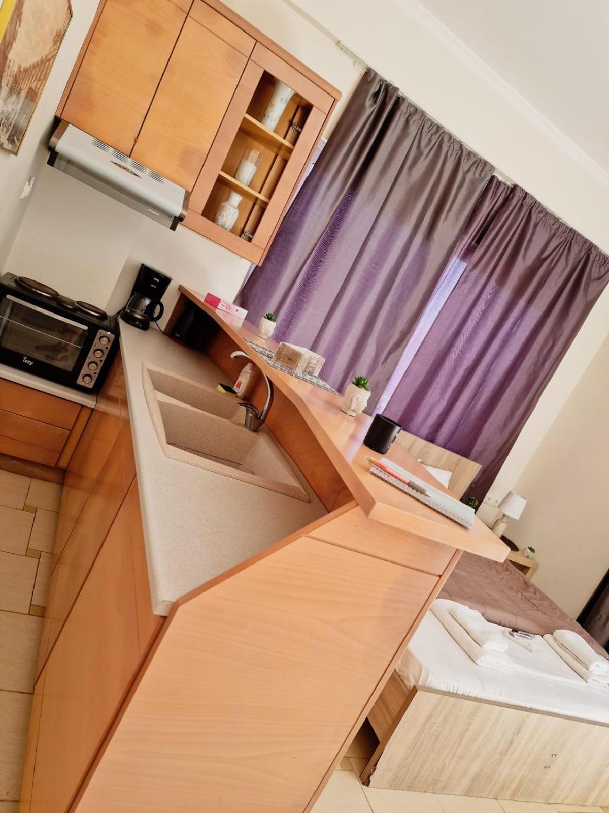 Kalogria Beach Apartments *